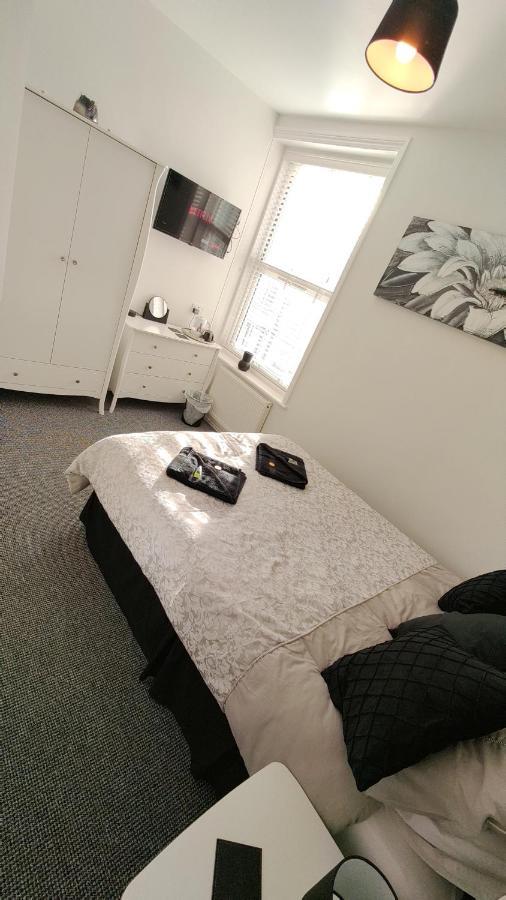 ブラックプール The Castleton Bed & Breakfast エクステリア 写真